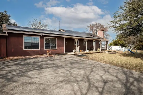 11678 STATE HIGHWAY 121, Trenton, TX 75490