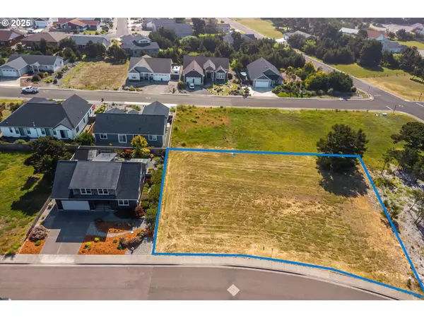 Bandon, OR 97411,2732 LINCOLN AVE #500&200