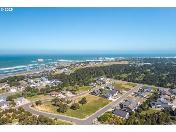 2732 LINCOLN AVE #500&200, Bandon, OR 97411