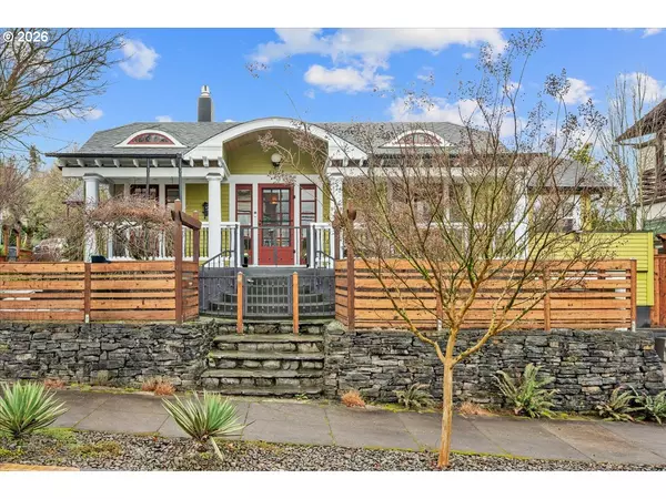 Portland, OR 97215,6044 SE STARK ST