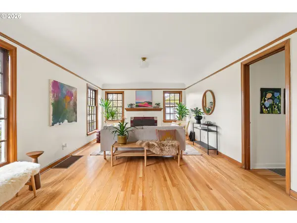 6526 NE 24TH AVE, Portland, OR 97211