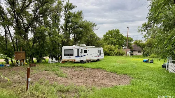 Lot 17-18 Railway STREET, Macrorie, SK S0L 2E0