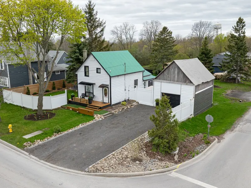 70 Belleville ST, Prince Edward County, ON K0K 3L0