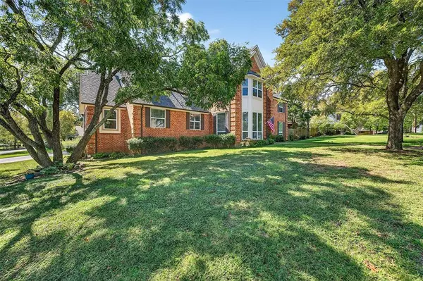 141 River Hills Drive, Denison, TX 75020