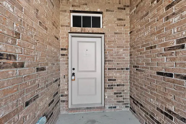 8517 Centerboard Lane, Fort Worth, TX 76179