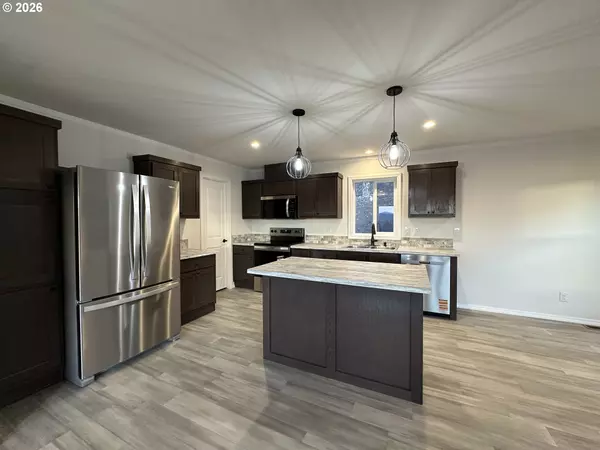 John Day, OR 97845,92699 HIDDEN HILLS LN