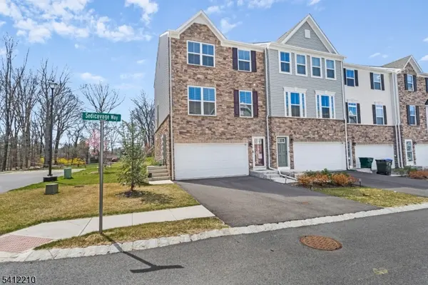 16 Sedicavage Way, Mount Olive Twp., NJ 07828