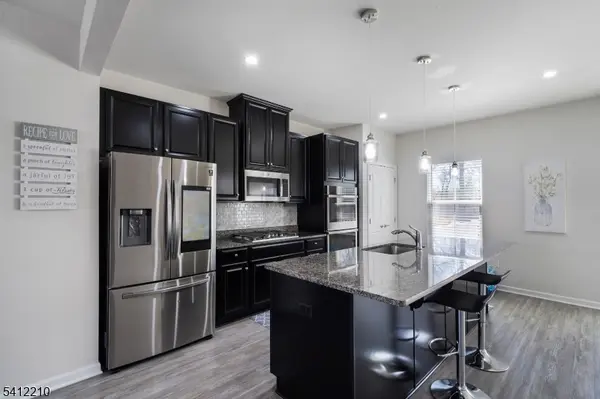 16 Sedicavage Way, Mount Olive Twp., NJ 07828