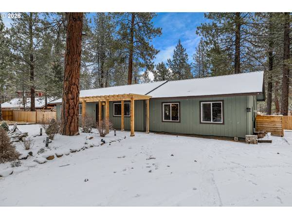 69322 HACKAMORE, Sisters, OR 97759