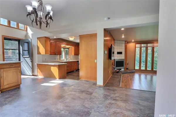 407 18th STREET W, Prince Albert, SK S6V 4A4