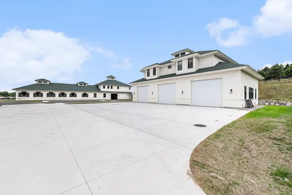 6424 Brackett RD, Acme Twp, MI 49690