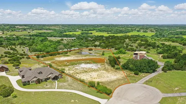 833 N Savage Creek Lane, Weatherford, TX 76087