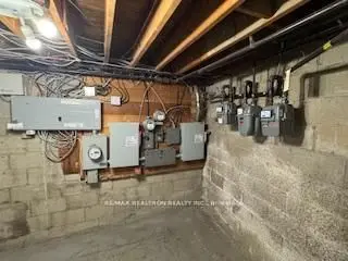 2831 Bathurst ST, Toronto C04, ON M6B 3A4