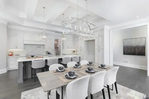 33 Newton Reed CRES, Uxbridge, ON L9P 0R3