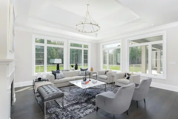 33 Newton Reed CRES, Uxbridge, ON L9P 0R3