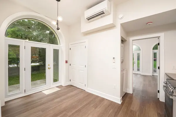 1614 Ridge RD E #101, Oro-medonte, ON L0L 1T0