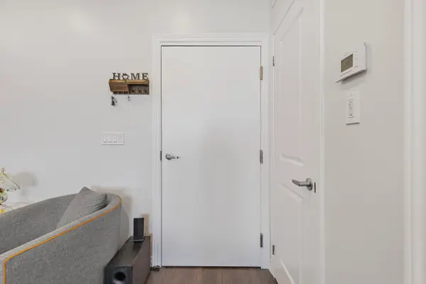 100 Long Branch AVE #27, Toronto W06, ON M8W 1N6