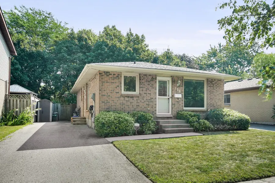 132 Ardsley CRES, London North, ON N6G 3W7