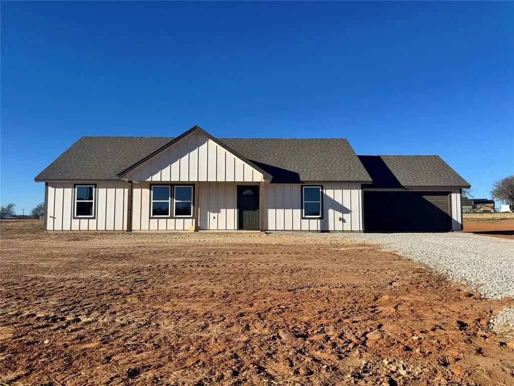 1008 Morgan Court, Springtown, TX 76082