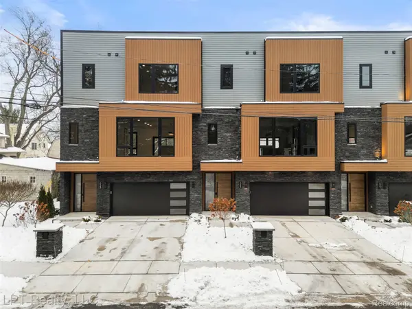 525 Walnut ST, Brighton, MI 48116