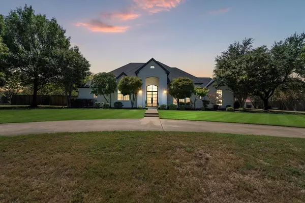 205 Carriage Hill Lane, Heath, TX 75032