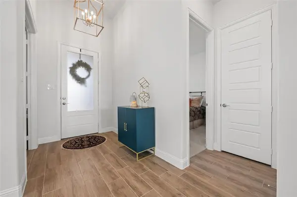 1712 Birch Street, Mansfield, TX 76063