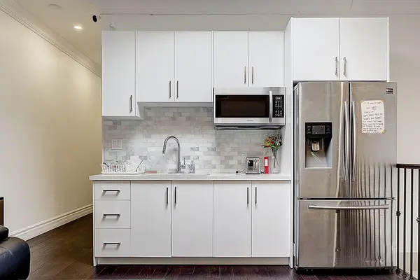 600 Parliament ST, Toronto C08, ON M4X 1R2