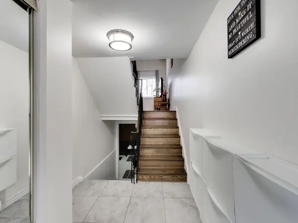 2145 Sherobee RD #101, Mississauga, ON L5A 3G8