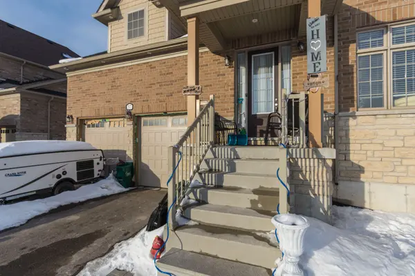 37 Summer Breeze DR, Quinte West, ON K0K 1L0