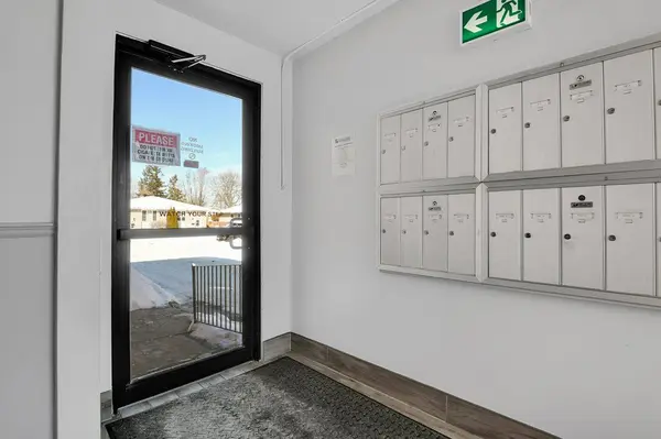 825 MacOdrum DR #3, Brockville, ON K6V 6P6