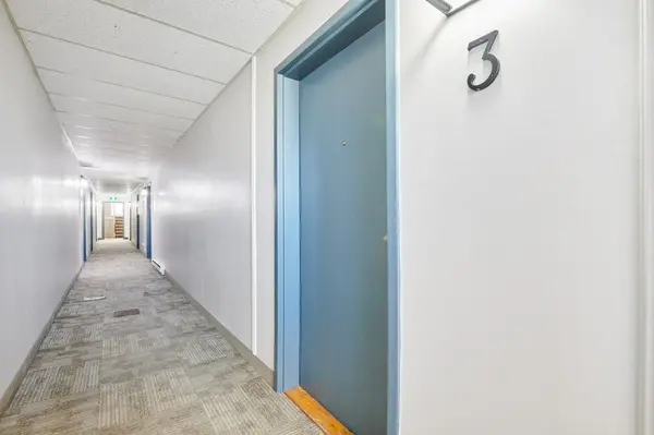 825 MacOdrum DR #3, Brockville, ON K6V 6P6