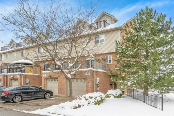 Cambridge, ON N1R 8N4,33 Wellington ST S