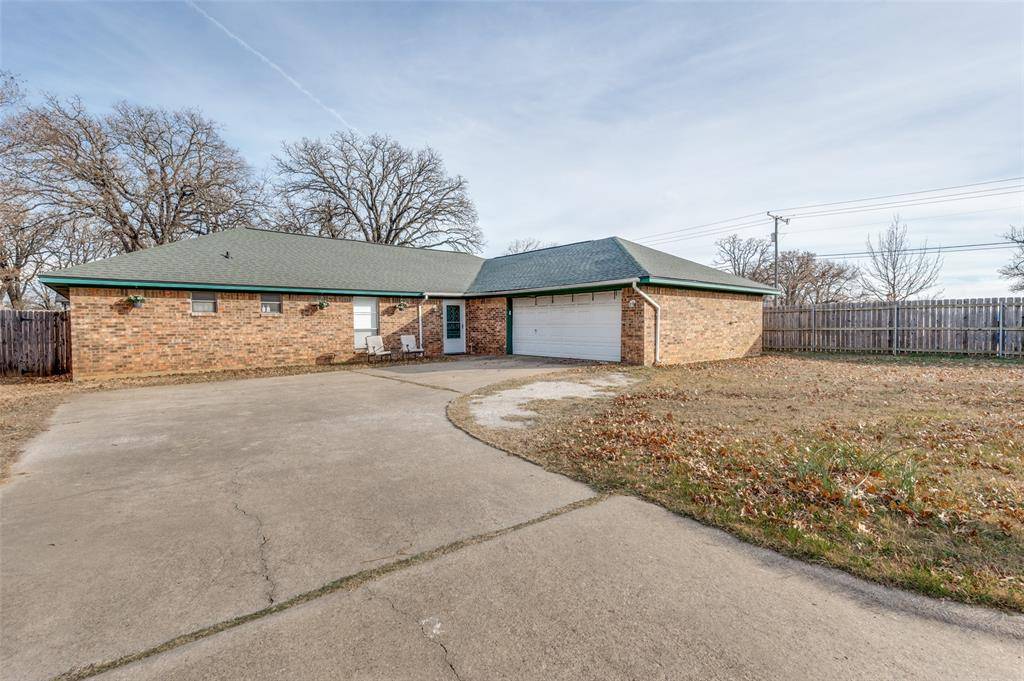 1509 Springbrook Street, Corinth, TX 76210