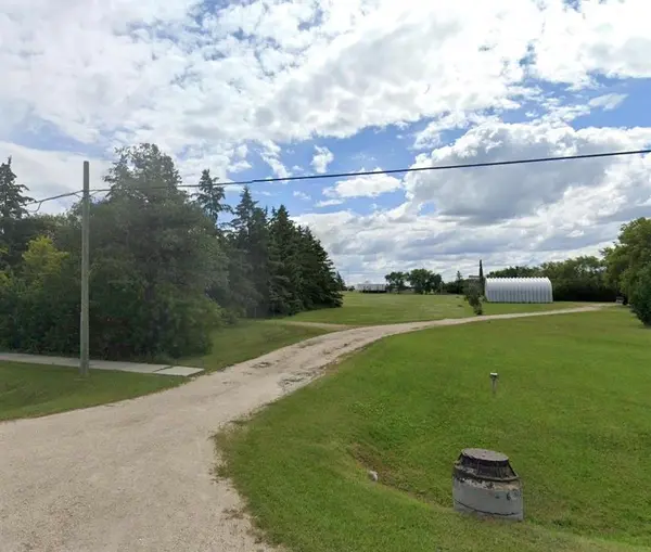 300 St. Phillips DR, Arborg, MB R0C 0A0