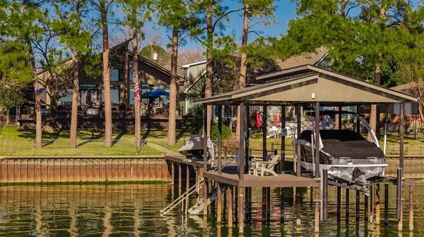 199 Seaside Drive, Gun Barrel City, TX 75156