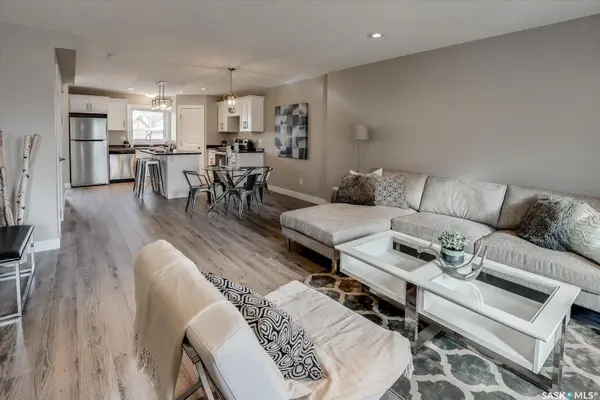 133 E AVENUE S, Saskatoon, SK S7M 1R7