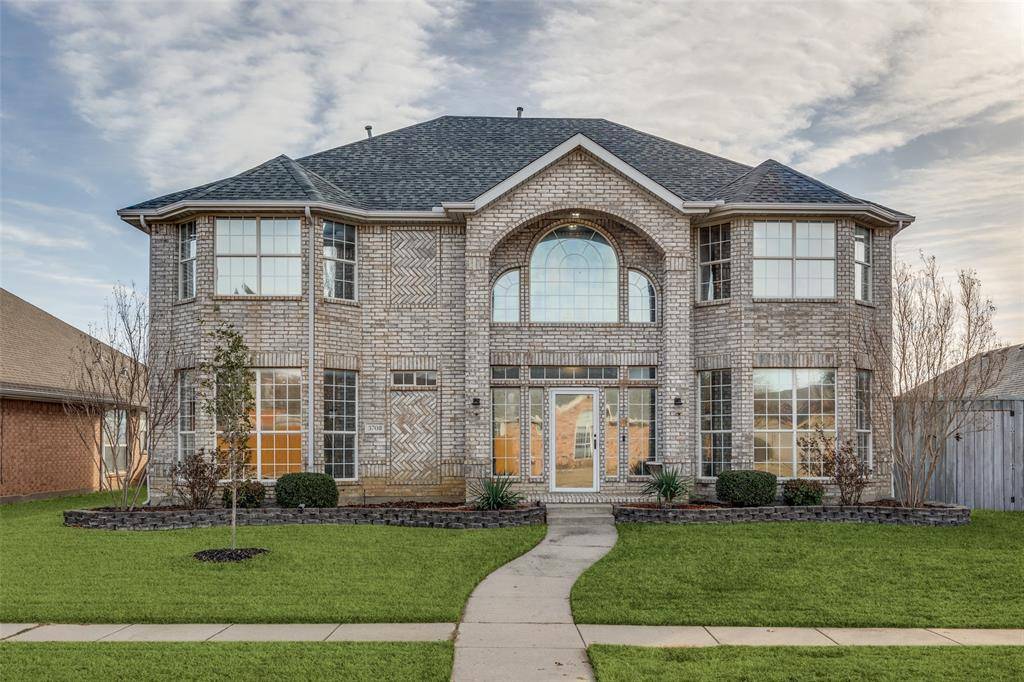 3708 Muirfield Drive, Carrollton, TX 75007