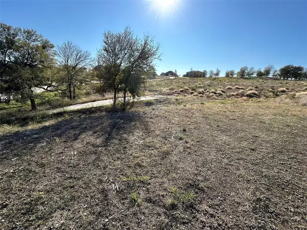 2000 Hidden Bluff Drive, Aledo, TX 76008