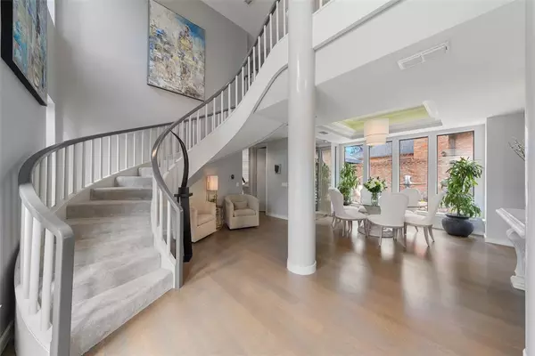 Dallas, TX 75248,16037 Chalfont Circle