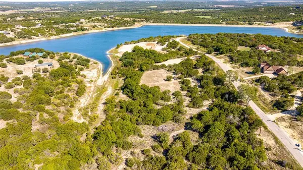 3250 Beacon Lake Drive, Bluff Dale, TX 76433