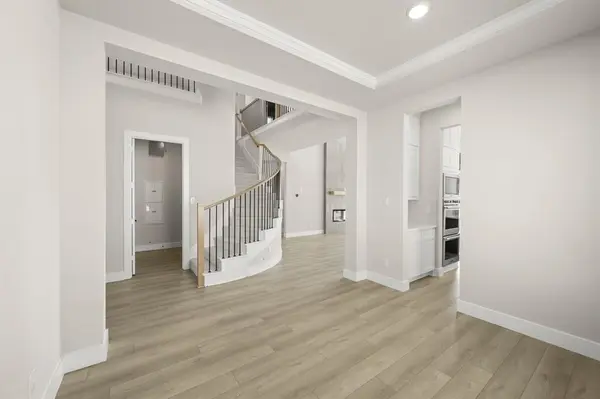 2306 Flock Drive, Mansfield, TX 76063