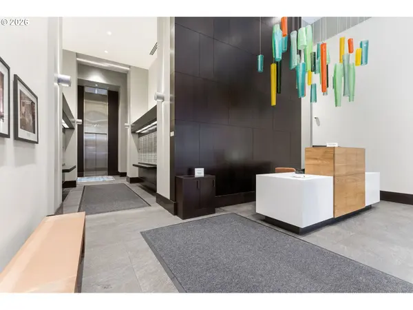 1025 NW Couch ST #1019, Portland, OR 97209