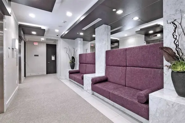 18 Graydon Hall DR #2511, Toronto C13, ON M3A 0A4