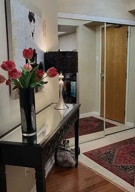 75 Ellen ST N #1111, Barrie, ON L4N 3A5