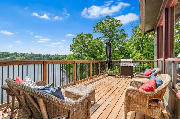 49 Sleepy Hollow RD,  Rideau Lakes,  ON K0G 1E0