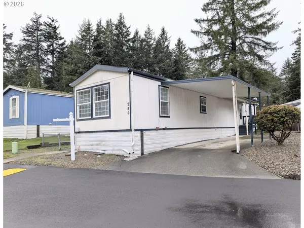 Coos Bay, OR 97420,580 SHOREPINES PL