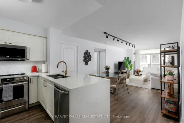 30 Hayden ST #302, Toronto C08, ON M4Y 3B8