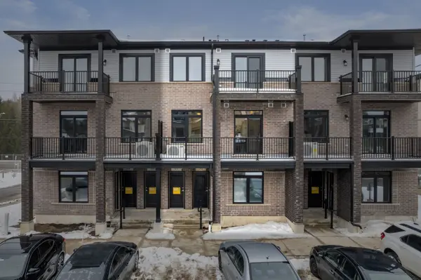 30 Thatcher DR, Guelph, ON N1L 0R9