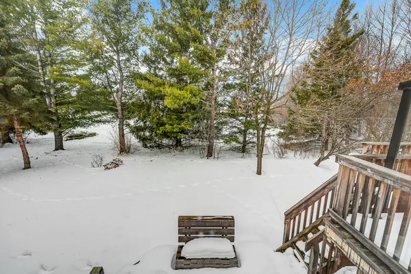 9 Sherk CRES, Kanata, ON K2K 2L4