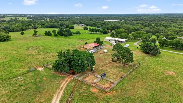 873 Anderson Road, Whitesboro, TX 76273